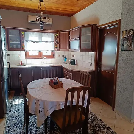 Maria House 度假居 卡拉维塔